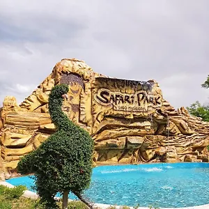 https://safari-camping.italymilanhotels.net