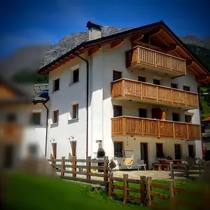 https://casa-betty-bormio.it-lombardy.com